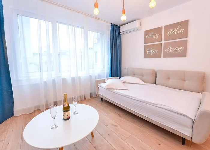 One By One - By Grand Apartment