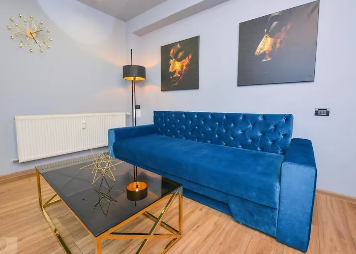 One By One - By Grand Apartment *