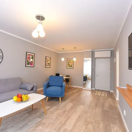 One By One - By Grand Apartment
