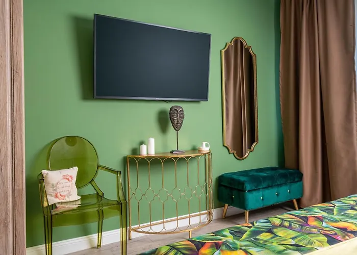 One By One - By Grand Bukurešť