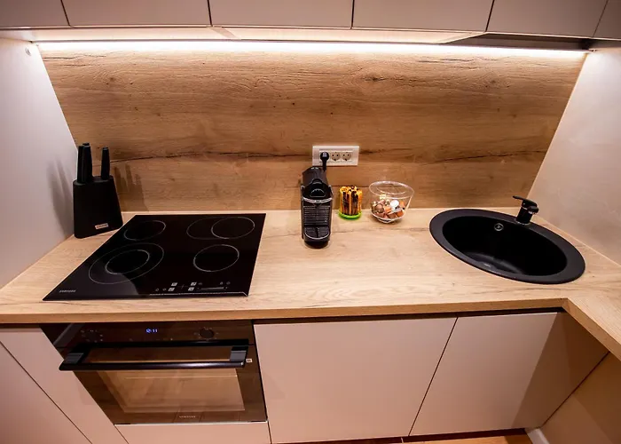 One By One - By Grand * Bukurešť