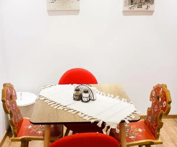 One By One - By Grand Lägenhet *