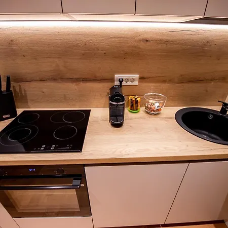 One By One - By Grand * Bucureşti