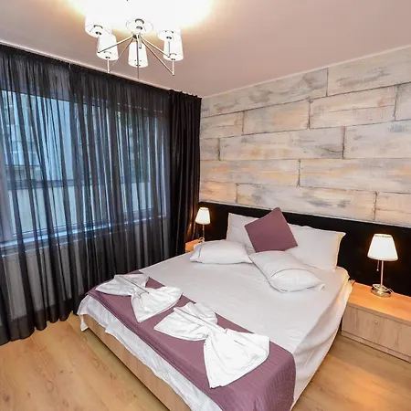 One By One - By Grand Apartment *