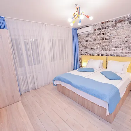 One By One - By Grand Apartment *